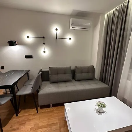 інстаграмна стильні на вулиці під голоском 15б Appartement Lviv