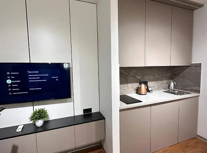 інстаграмна стильні на вулиці під голоском 15б アパート リヴィウ